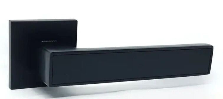 Ручки на міжкімнатні двері KEDR ULTRA R21.810 MBP/BLACK чорний матовий