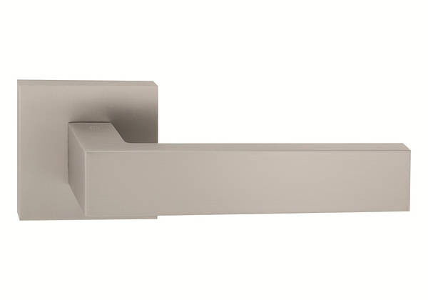 Ручки для входных/межкомнатных дверей Oro&Oro QUATTRO 106-15E MSN Матовый никель