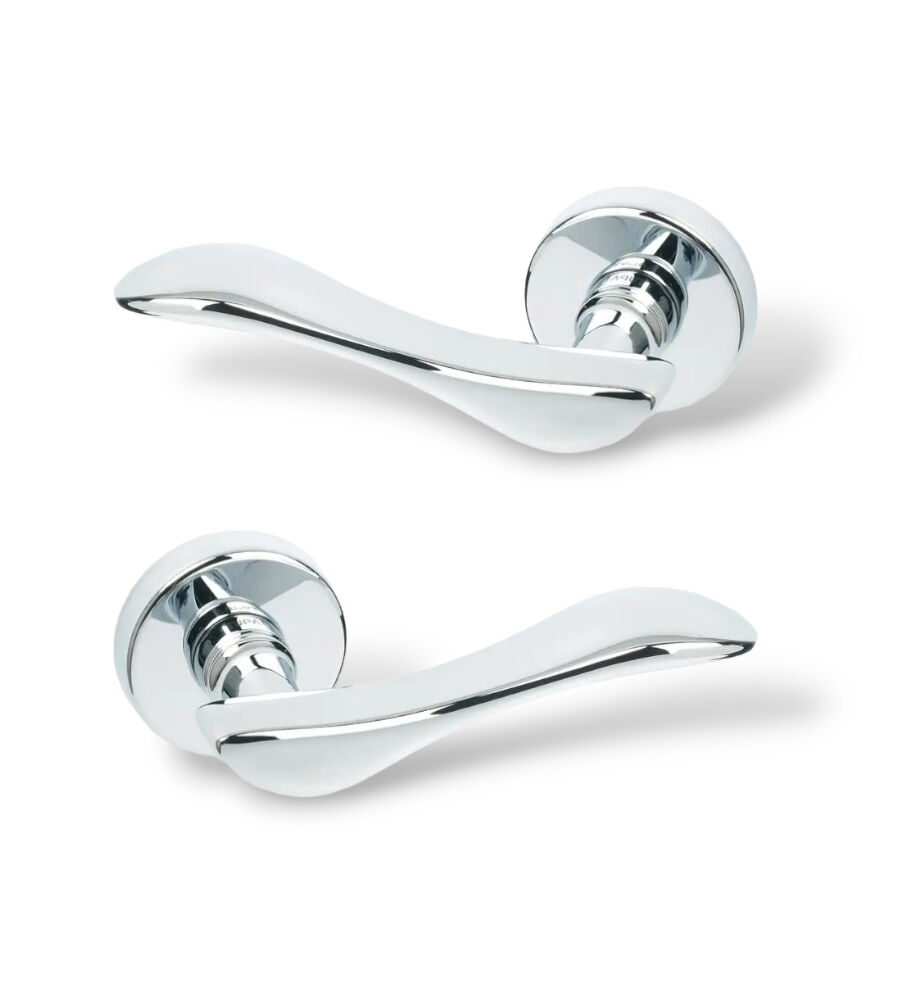 Дверные ручки TUPAI IRENA 940-03 хром полированный (для входных и межкомнатных дверей)