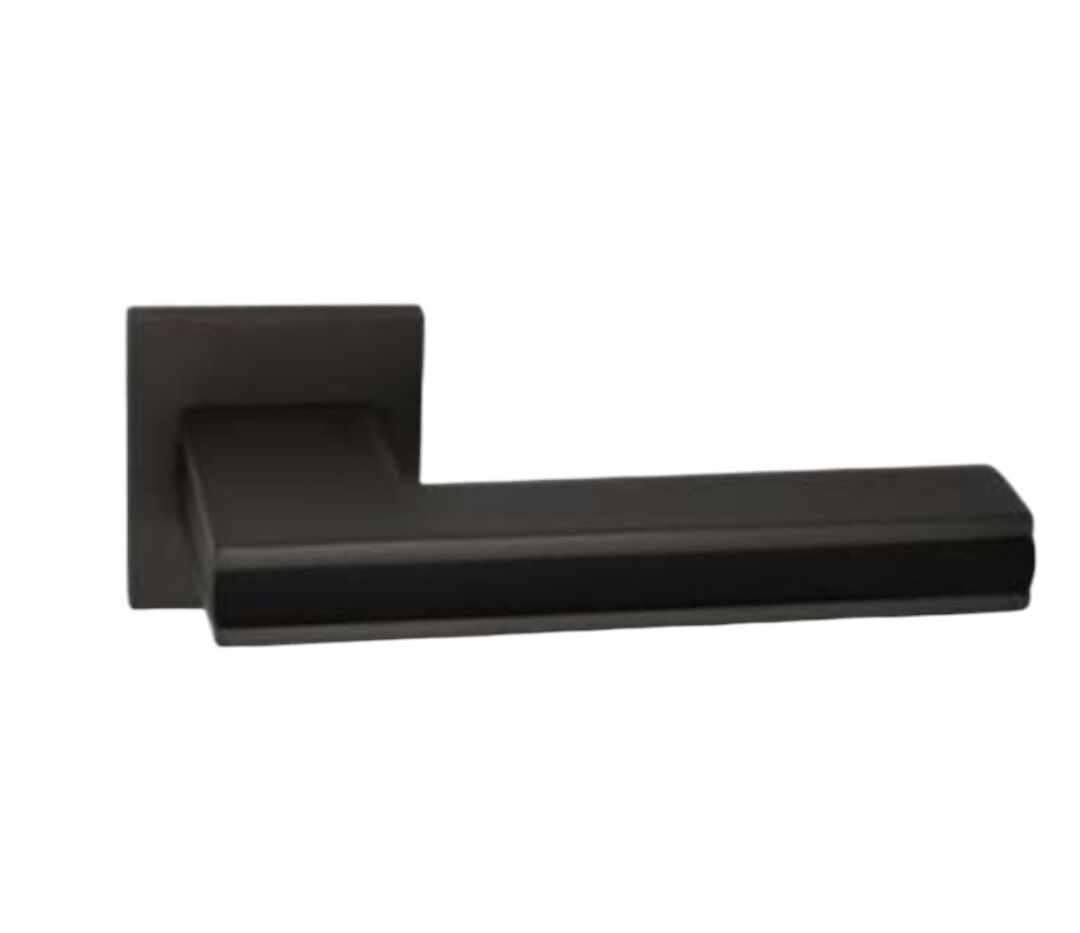 Ручки дверные GENRICH R77.220 GR/MBP графит/ черная вставка (для межкомнатных/входных дверей)